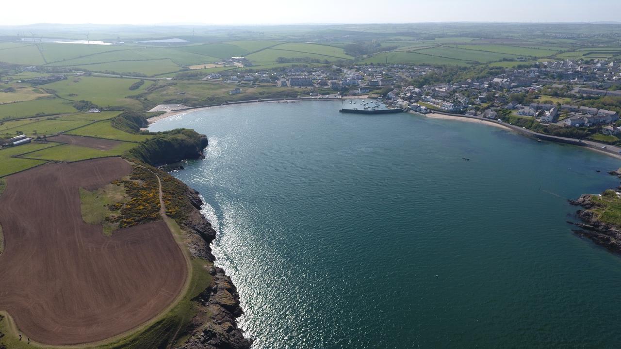 Castellor Bed & Breakfast Cemaes Bay Eksteriør billede